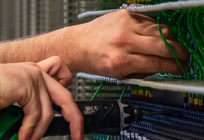 Summa opleidingen Monteur elektrotechnische systemen (bbl)