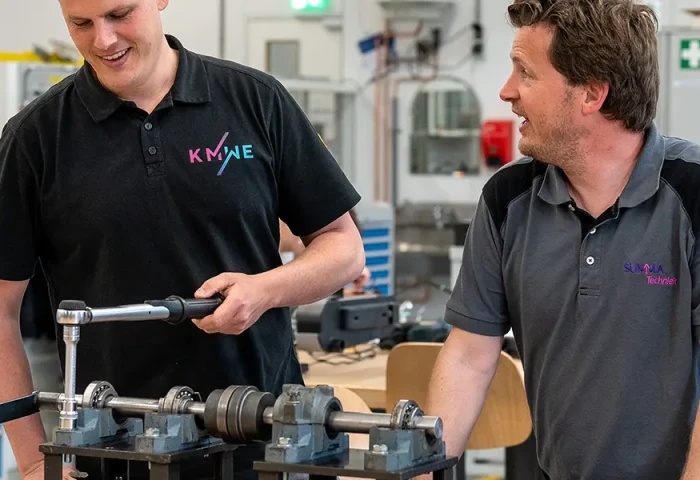 Veva-monteur-service-en-onderhoud