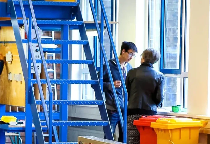 summa Eerste monteur elektro­technische installaties woning en utiliteit