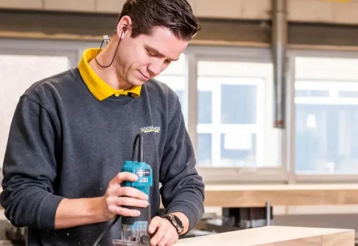 Summa Allround montagemedewerker industrieel produceren met hout