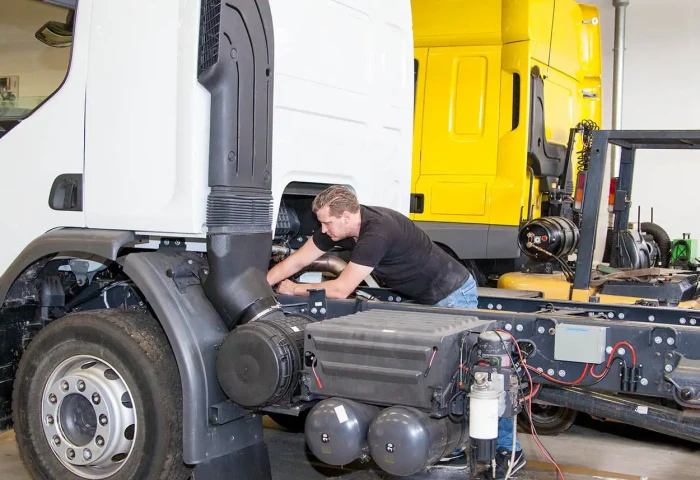 Summa-Automotive-Technisch-Specialist-Bedrijfsautos