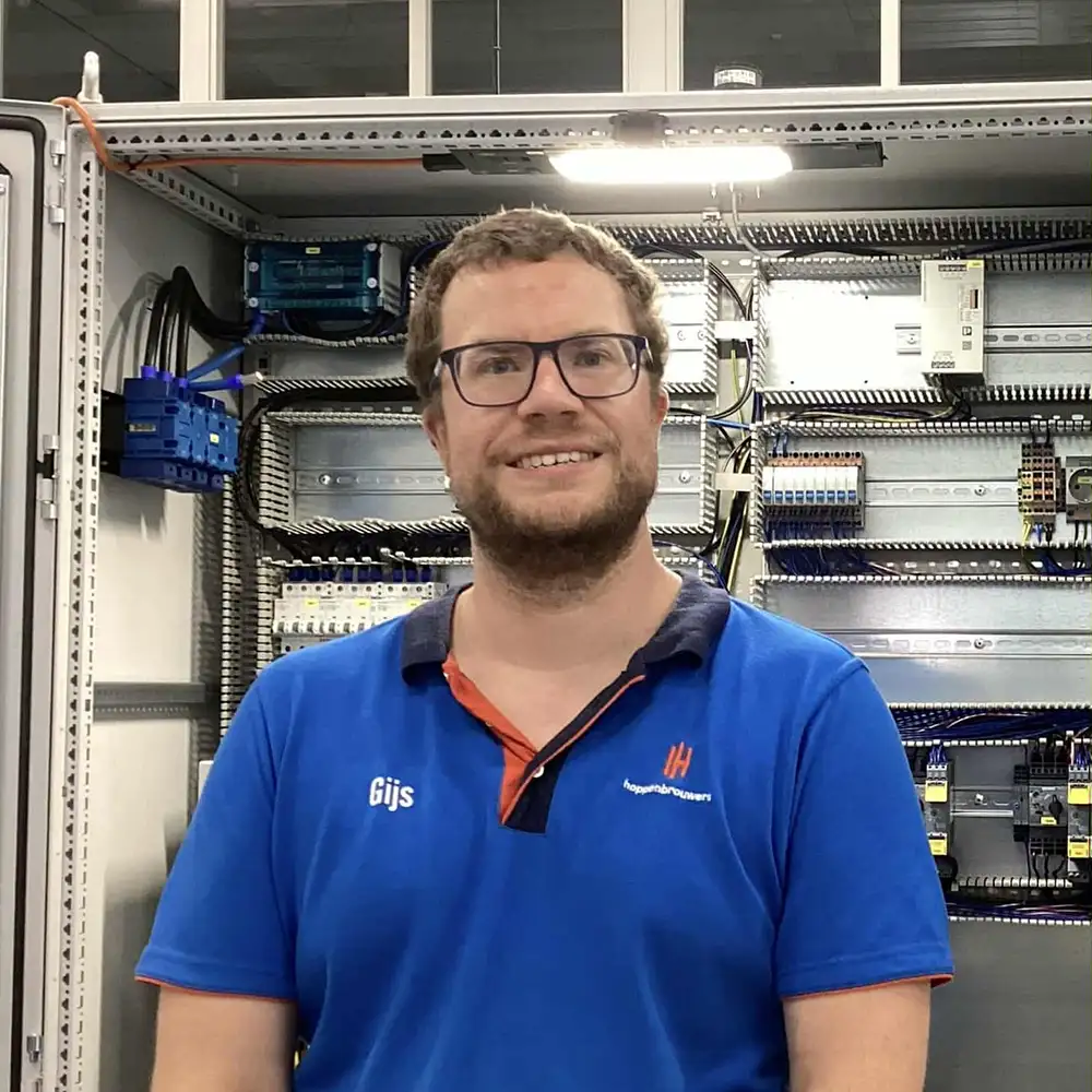 Gijs vond zijn toekomst in de techniek dankzij een BBL-omscholingstraject